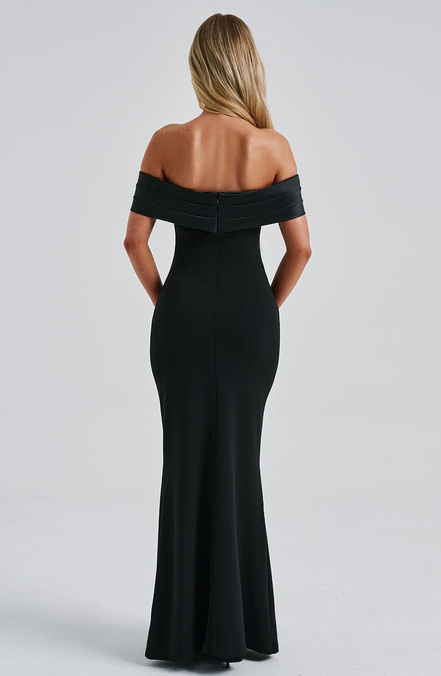 Lola Maxi Dress – Black