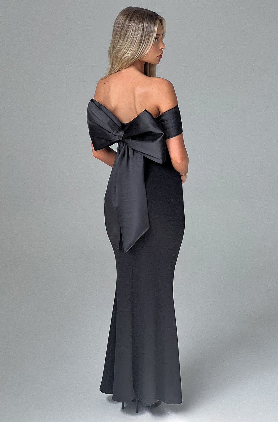 Lola Maxi Dress – Black