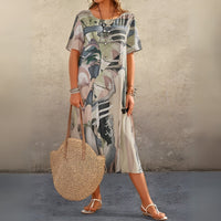 Joelle Flowing and Elegant Floral Dress in Grey