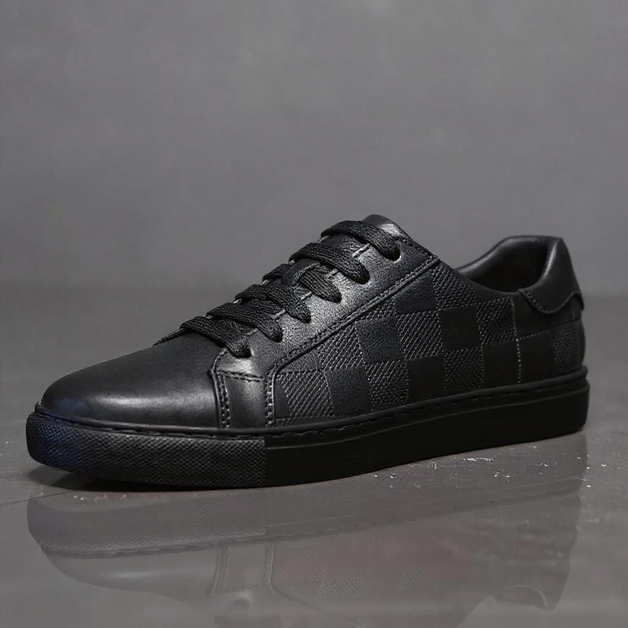 Johnny Leather Low Top Sneaker in Charcoal