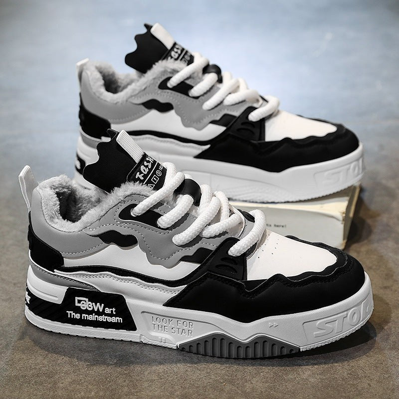 Jolie Non-Slip Sneakers in Black and White