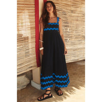 Jovie Sleeveless Floral Printed Loose Dress in Black/Blue