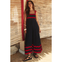 Jovie Sleeveless Floral Printed Loose Dress in Black/Red
