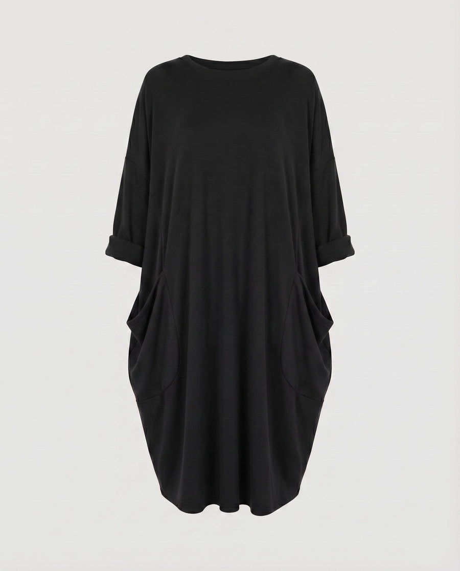 Juliana Dress with Crew Neck and Pockets in Black