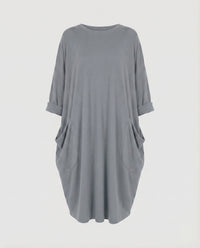 Juliana Dress with Crew Neck and Pockets in Grey