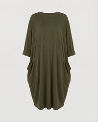 Juliana Dress with Crew Neck and Pockets in Olivgruen