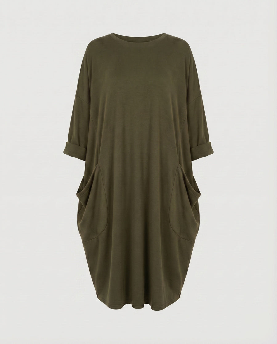 Juliana Dress with Crew Neck and Pockets in Olivgruen
