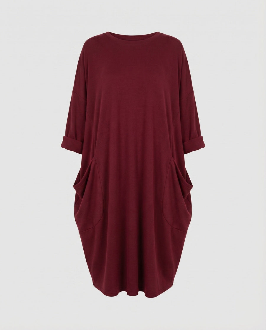 Juliana Dress with Crew Neck and Pockets in Wine Red