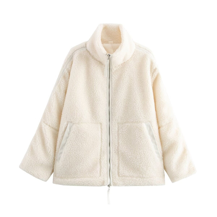 Juliana Jacket with Side Pockets and Pockets in Cream