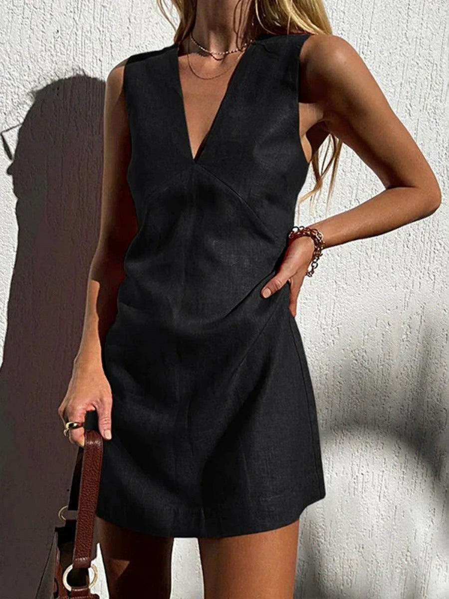 Juna Linen Dress with V-Neck and Sleeveless in Black