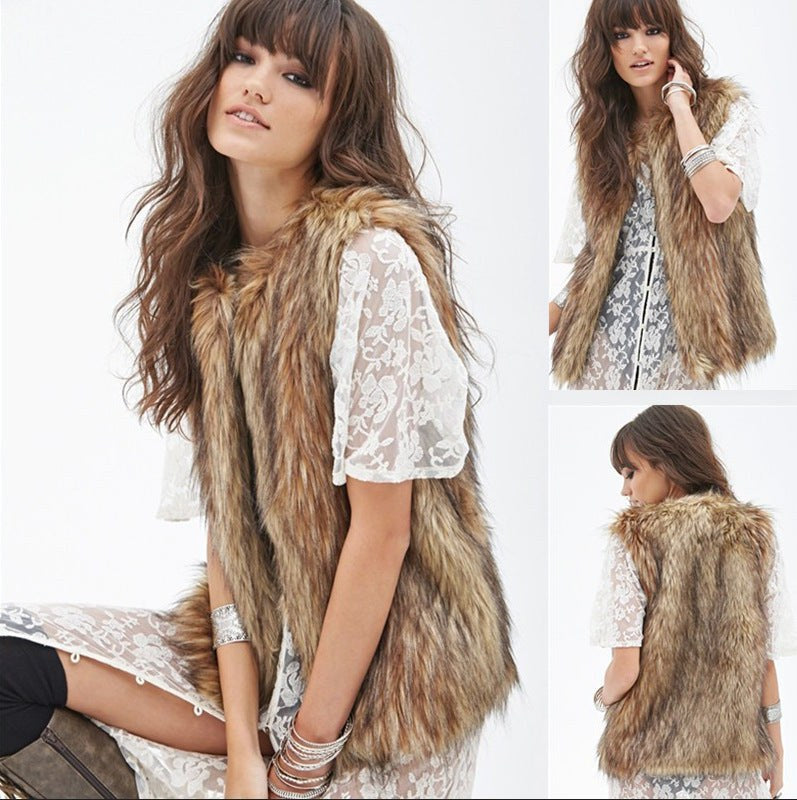 Juna Vest in Grass
