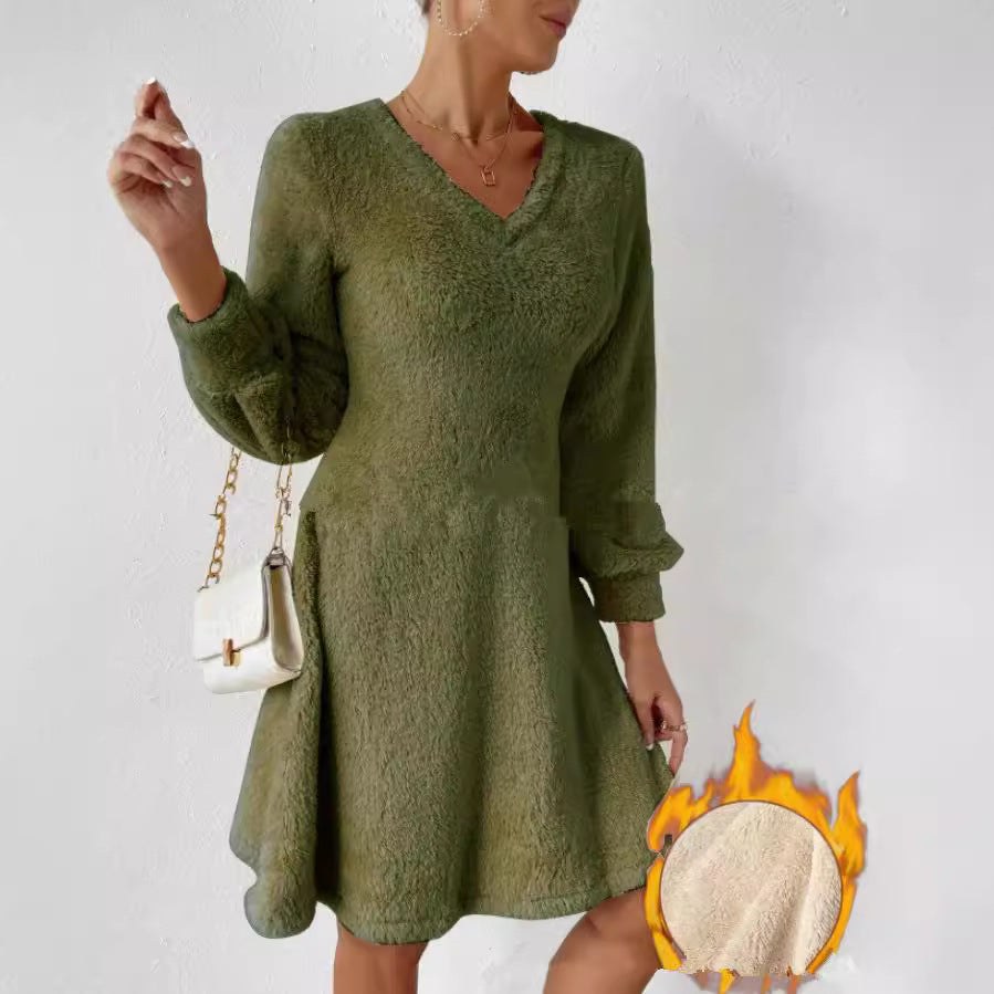 Katia Dress with V-Neck