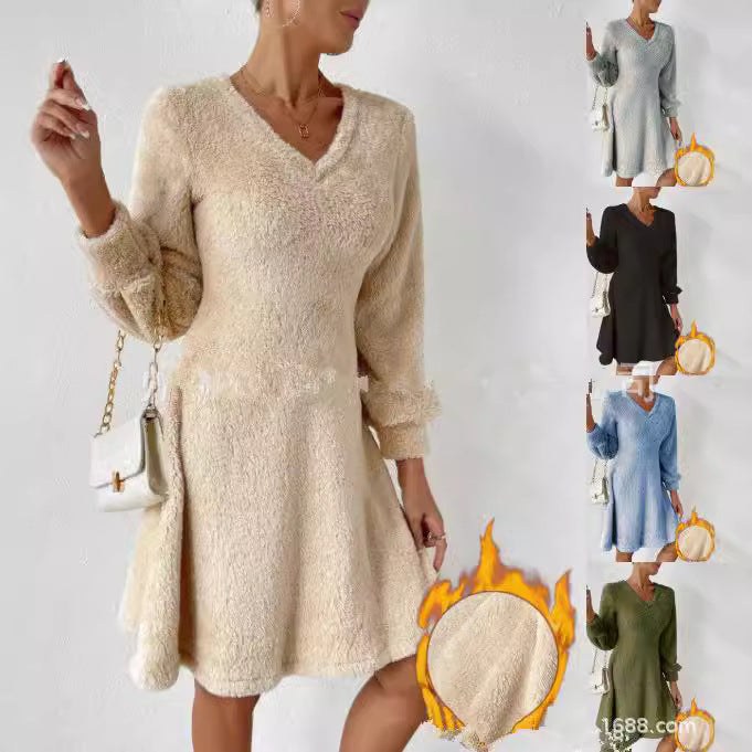 Katia Dress with V-Neck