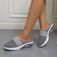 Katja Sandals in Dark Grey