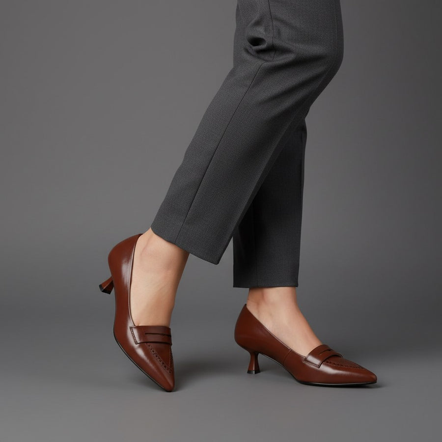 Katrina Kitten Heel Pump in Cherry Brown