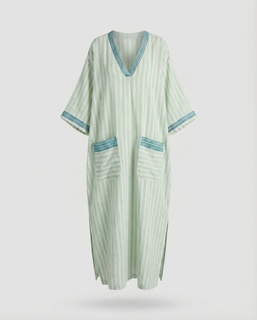 Kiara Maxi Dress with V-Neck and Pockets in Green