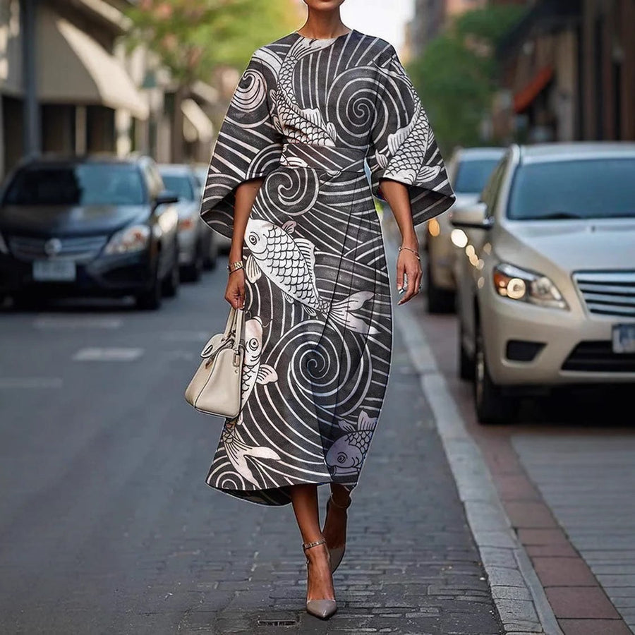 Kindra Women's Batwing Sleeve Midi Dress Abstract Print in Black White