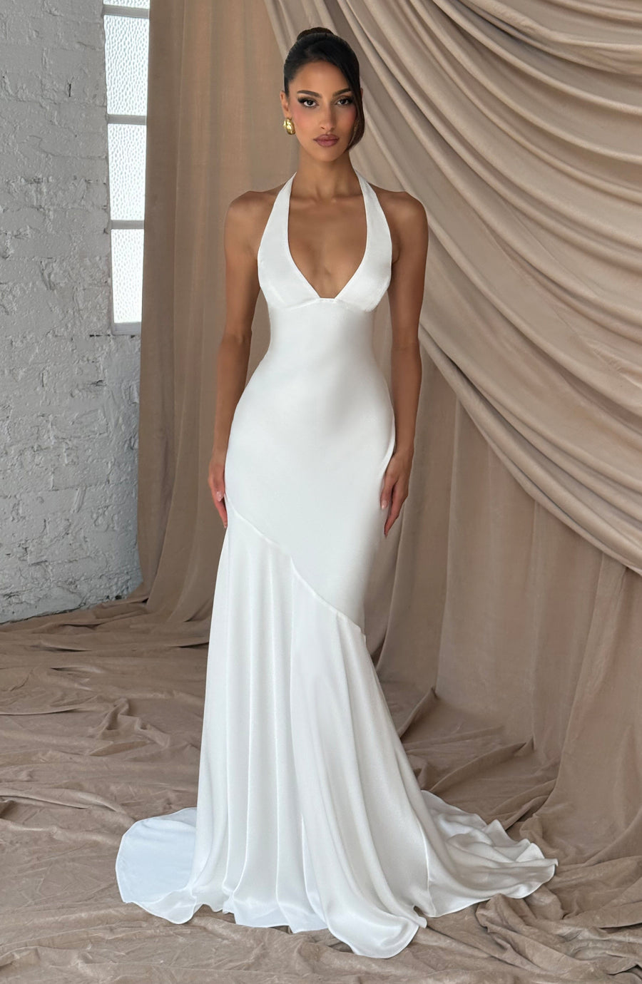 Sonja Gown – Ivory