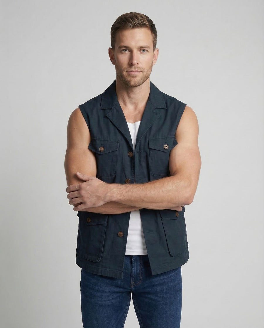 Konrad Vest with Pockets