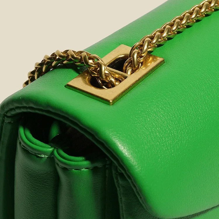 L’Avenue Handbag in Emerald