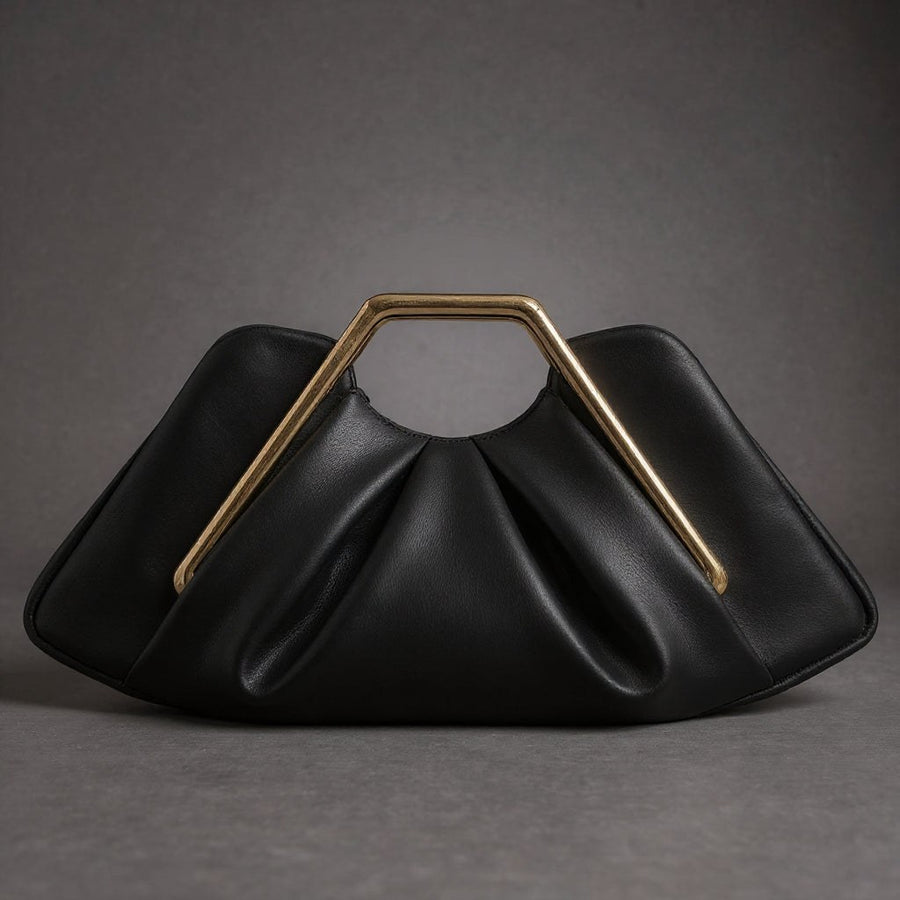 La Courbe Clutch in Charcoal