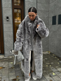 Lacey Coat in -