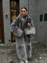 Lacey Coat in -