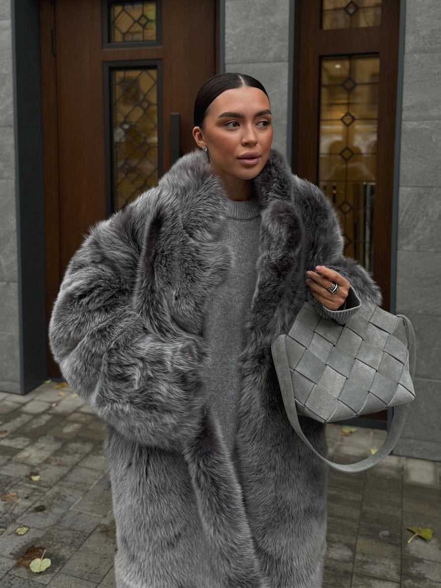 Lacey Coat in -