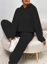 Laila Set with Pockets and Hood in Black