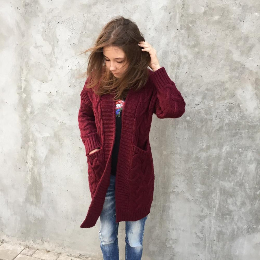 Laurel Knit Bag with V-Neck and Pockets