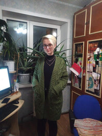 Laurel Knit Bag with V-Neck and Pockets in Olive Green