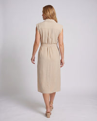 Lavinia Dress with Sleeveless and Button Front