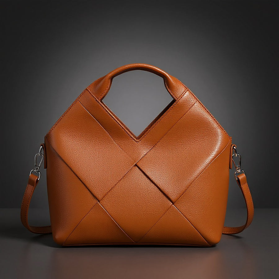 Le Contour Handbag in Sienna Brown
