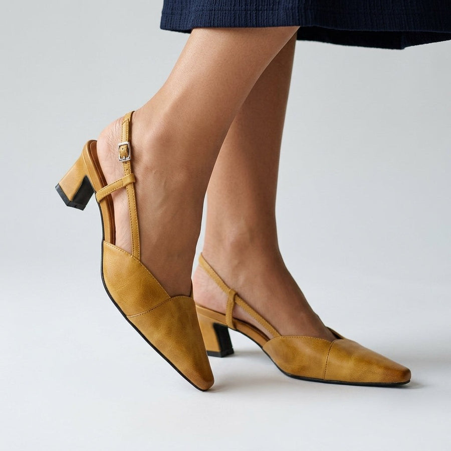 Leni Pointed Toe Slingback in Ginger
