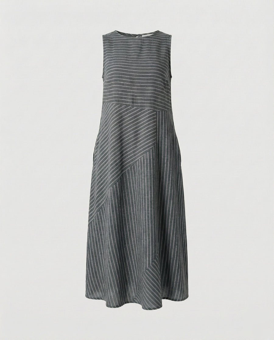 Lila Linen Blend Midi Dress in Navy