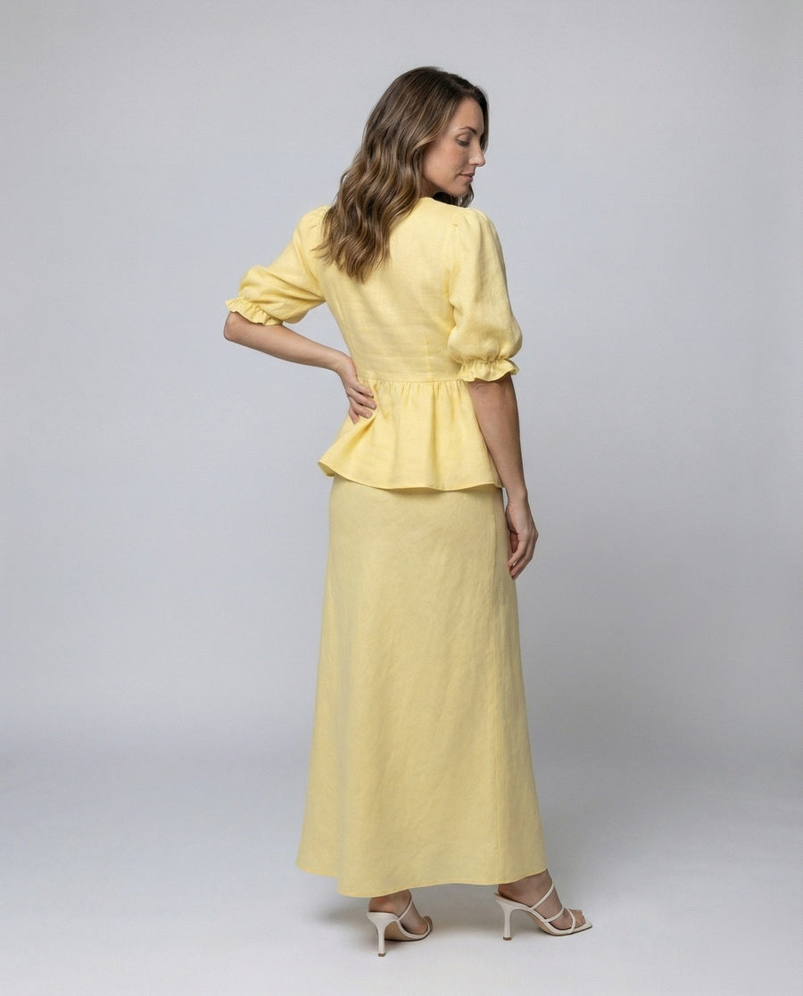 Lilian Elegant Linen Blouse with Fitted