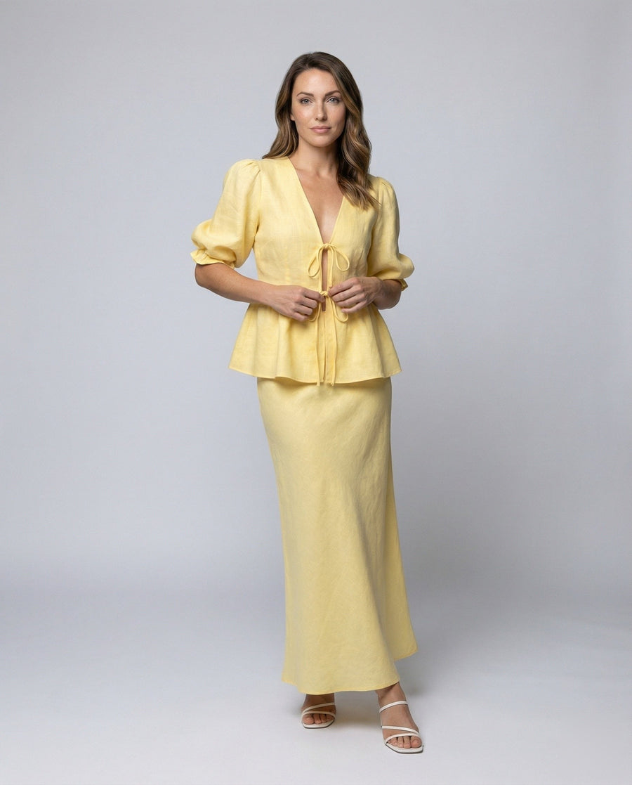 Lilian Elegant Linen Blouse with Fitted