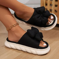 Lilo Bow Slides in Black