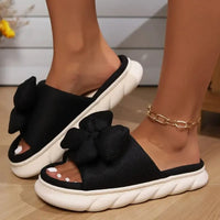 Lilo Bow Slides in Black