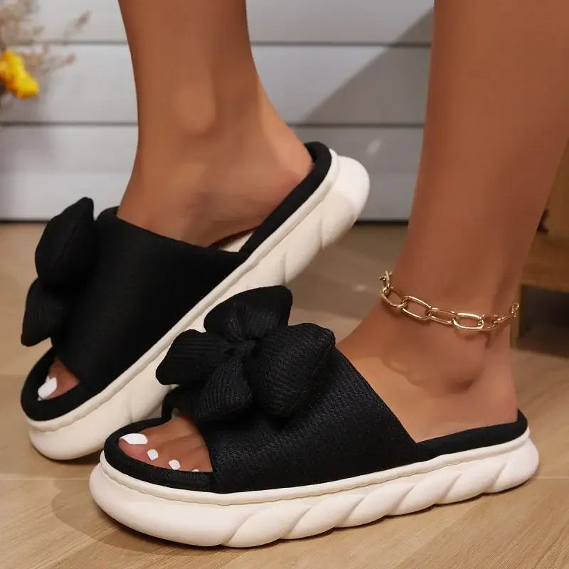 Lilo Bow Slides in Black
