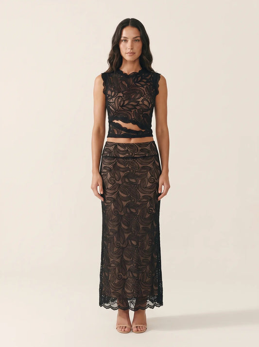 Lina Black 1