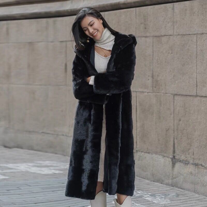 Liv Coat in Black