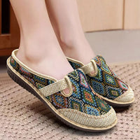 Lola Comfortable Slippers in Green