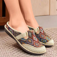 Lola Comfortable Slippers in Red