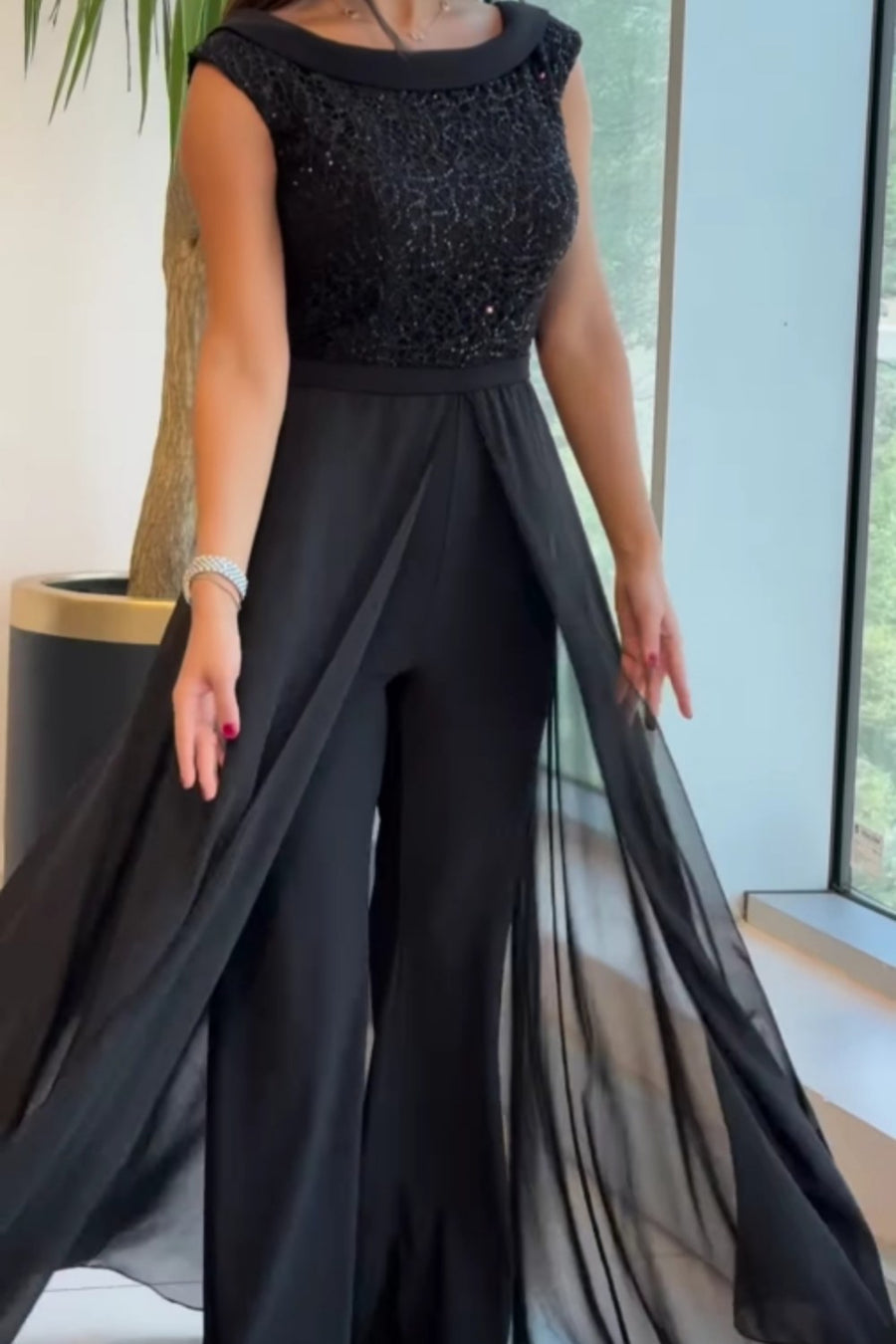 Loretta™ Crew-Neck Textured-Panel Jumpsuit in Black