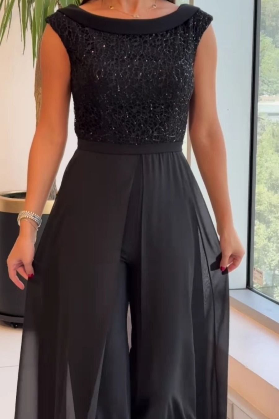 Loretta™ Crew-Neck Textured-Panel Jumpsuit in Black