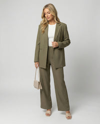 Lotte Elegant Blazer in Olive Green