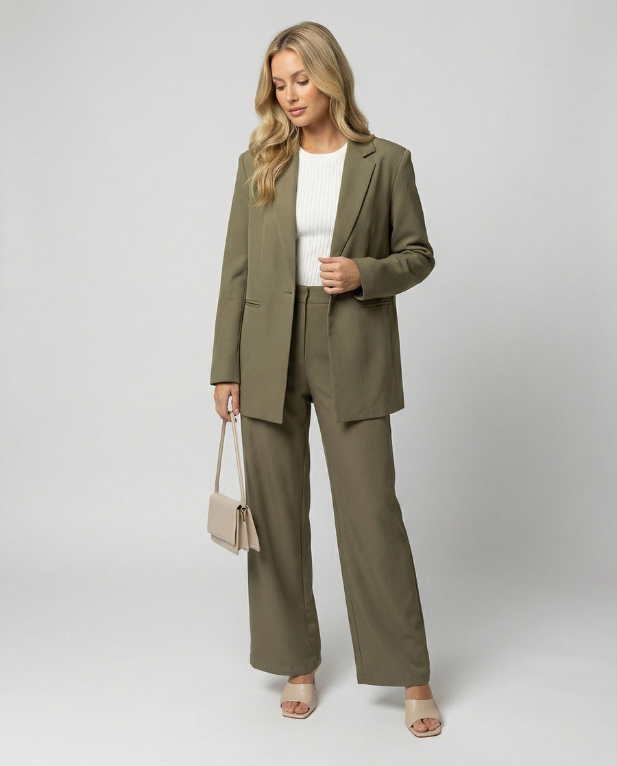 Lotte Elegant Blazer in Olive Green