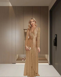 Lyra Elegant Evening Dress in Gold