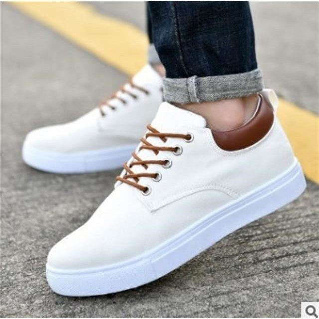 Maarten Casual Sneakers in White